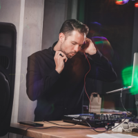 dj avatar