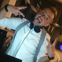dj avatar